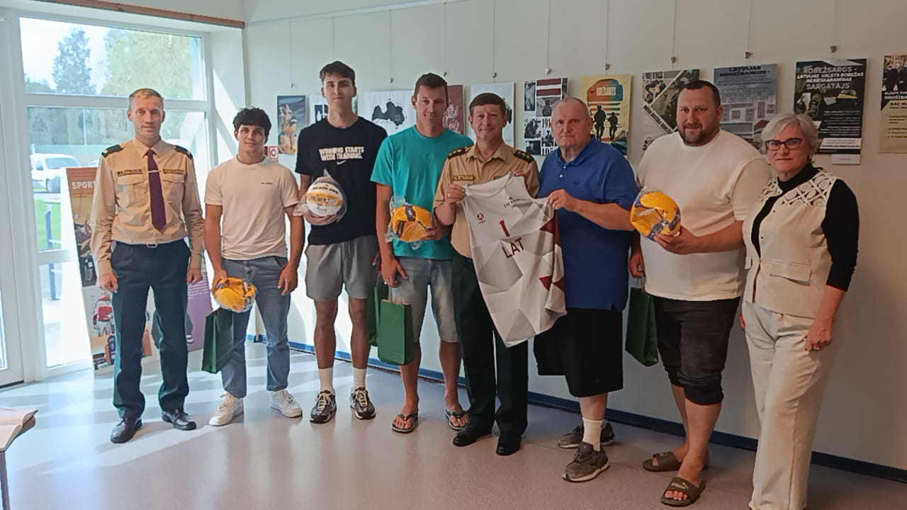 Valsts robežsardzes koledžā viesojās Iekšlietu ministrijas veselības un sporta centra Sporta nodaļas profesionālie sportisti