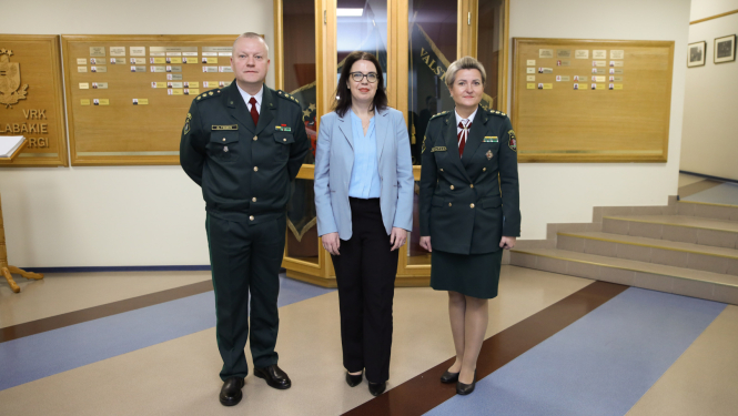 28.martā vizītes ietvaros Valsts robežsardzes koledžu apmeklēja Izraēlas vēstniece Latvijas Republikā Sandra Simoviča ar delegāciju.