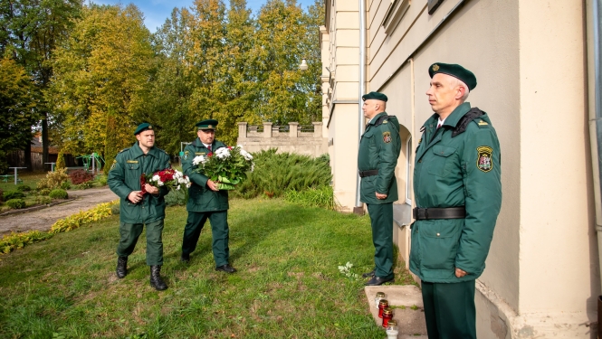 Robežsardzes sagrāves un represēto robežsargu piemiņai veltītais pasākums Indrā foto