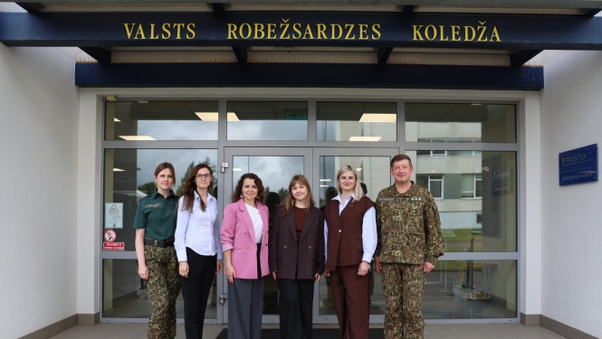 Valsts robežsardzes koledža uzņēma delegāciju no Moldovas foto