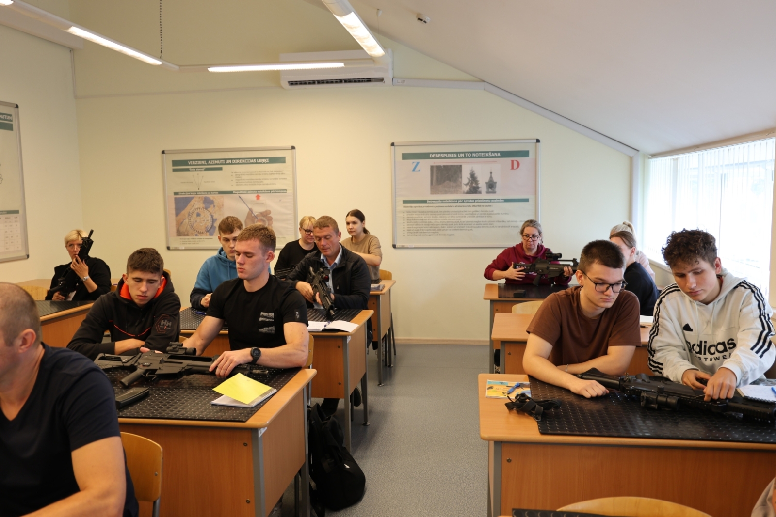 91 kadets-kandidāts uzsāk robežsarga profesijas apguvi Valsts robežsardzes koledžā foto