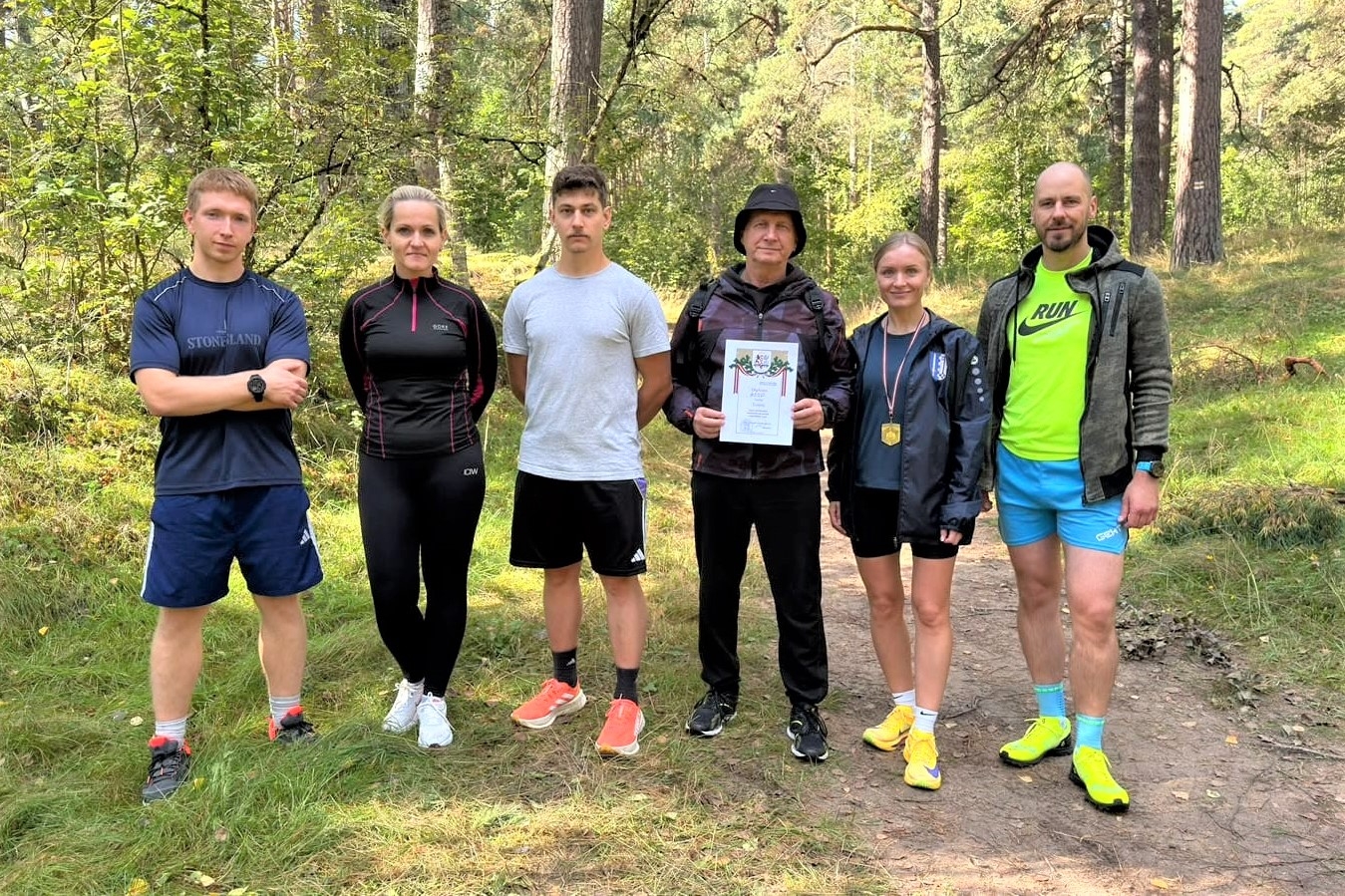 Valsts robežsardzes vieglatlētikas krosā uzvar Daugavpils komanda foto