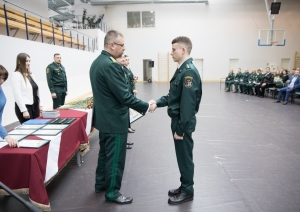 Valsts robežsardzes koledžu absolvē 18 jauni robežsargi