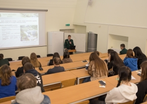 Valsts robežsardzes koledžā viesojās jaunieši Nr.1