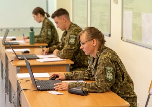 Kvalifikācijas eksāmens foto