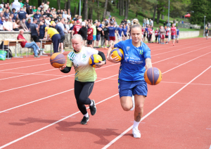 izvadītas sporta sezonas noslēguma sacensības Kandavā