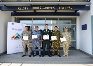 Valsts robežsardzes koledžā apmācītie Centrālāzijas kinologi saņem diplomus Nr.3