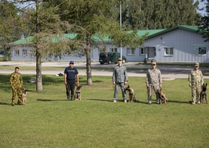 Centrālās Āzijas kinologi pilnveido zināšanas Valsts robežsardzes koledžā
