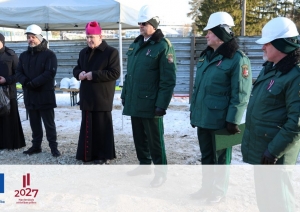 Rēzeknē svinīgi iemūrēta vēstījuma kapsula Kinoloģijas centra pamatos Nr.1