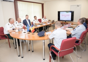 Moldovas Robežpolicijai nodoti divi kucēni