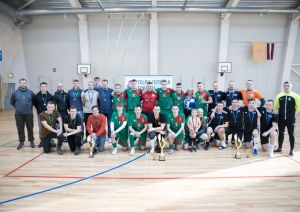 Vladimira Klosa piemiņas turnīrs pulcēja futbola komandas Nr.19