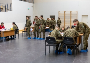 Valsts robežsardzes koledžā ziedo asinis