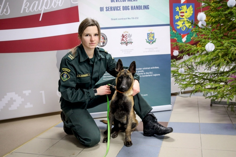 Valsts robežsardzes koledža Austrijā iegādājās kucēnu