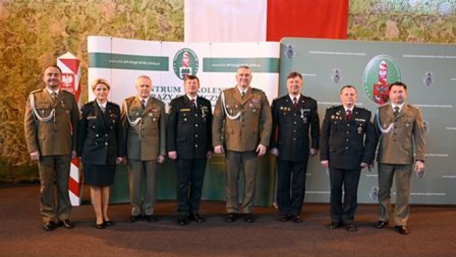 Valsts robežsardzes koledžas direktors pulkvedis Mariks Petrušins darba vizītē Polijas Republikas Robežsardzes mācību centrā