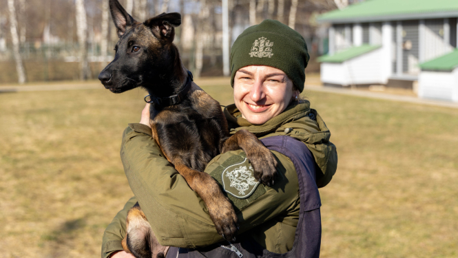 Valsts robežsardzes koledžā iegādāti jauni kucēni