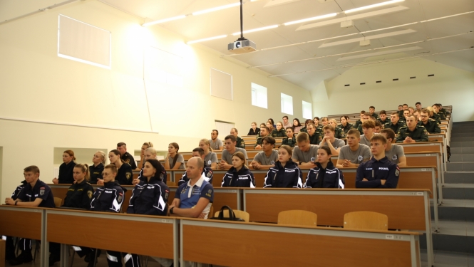 Valsts robežsardzes koledža sadarbības pasākumā uzņēma studējošos Nr.9