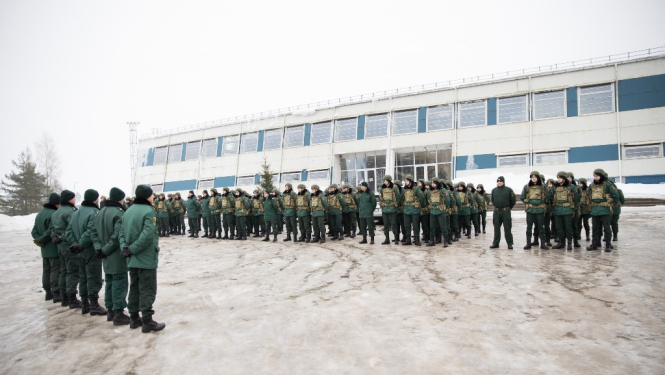 Valsts robežsardzes koledžas kadeti devās Ziemassvētku pārgājienā