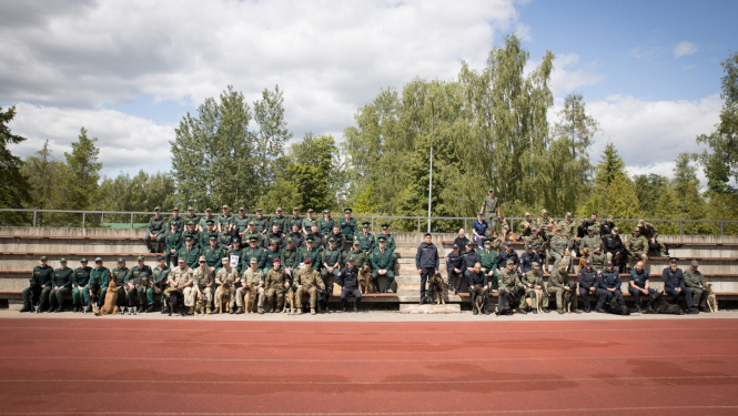 Valsts robežsardzes koledžā norisinājās starptautiskās kinologu sacensības