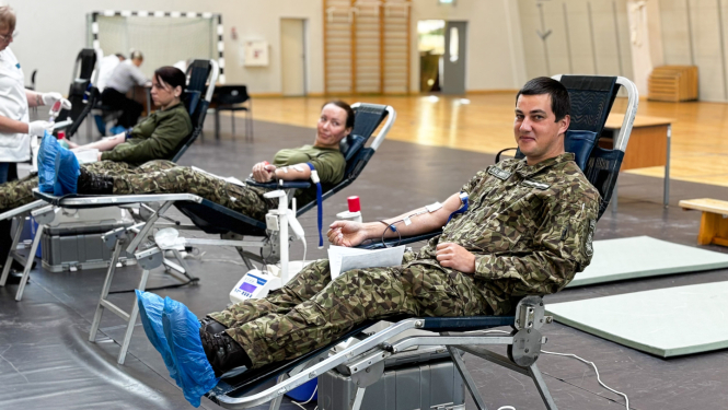 Asins donoru dienas informatīvs foto