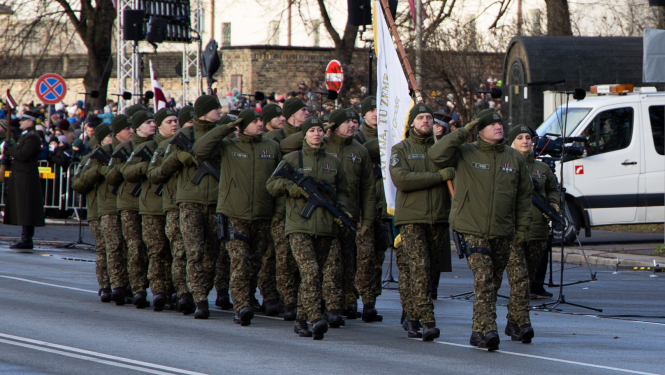 Valsts robežsardzes koledžas vienība piedalījās militārajā parādē Rīgā, 18.11.2025