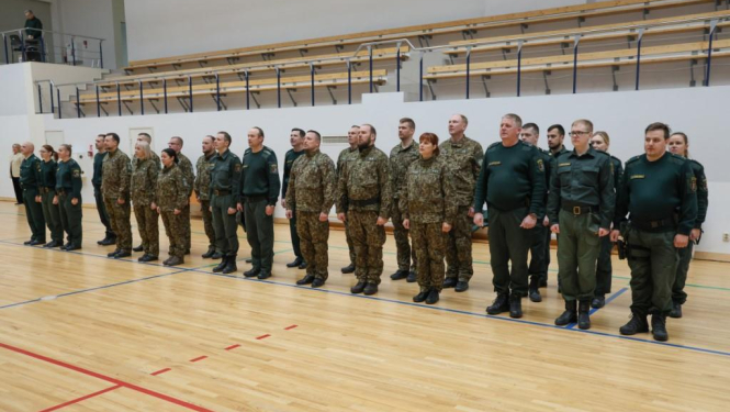 Robežsargi sacentās šaušanā