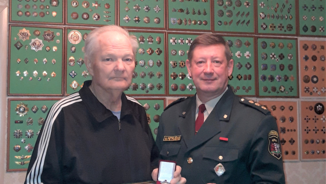 Tika apbalvots  Valsts robežsardzes veterāns atvaļinātais pulkvedis Leonards Doniķis Nr.1