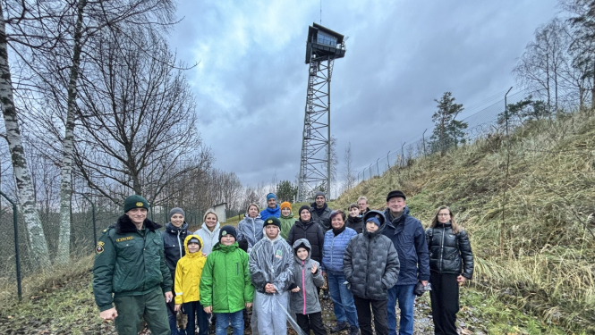 Valsts robežsardzes koledžas kolektīvs devās ekskursijā uz robežu Nr.1