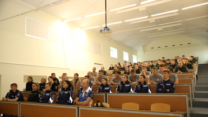Valsts robežsardzes koledža sadarbības pasākumā uzņēma studējošos Nr.9