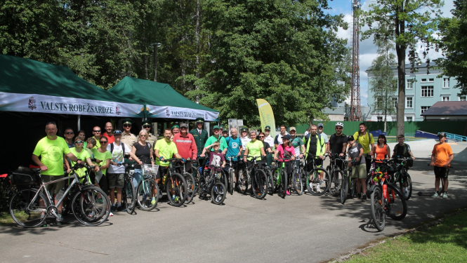 Norisinājās Valsts robežsardzes koledžas organizēts velobrauciens Nr.1