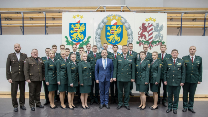 Valsts robežsardzes koledžu absolvē 18 jauni robežsargi