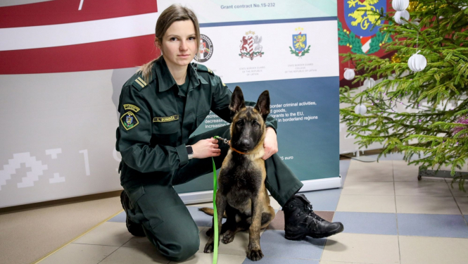 Valsts robežsardzes koledža Austrijā iegādājās kucēnu