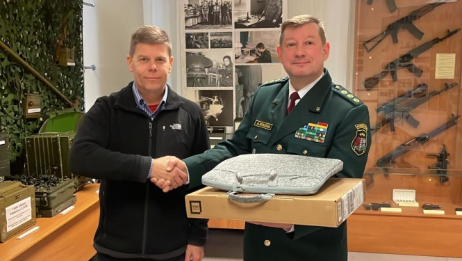 Valsts robežsardzes koledža saņēma dāvinājumu