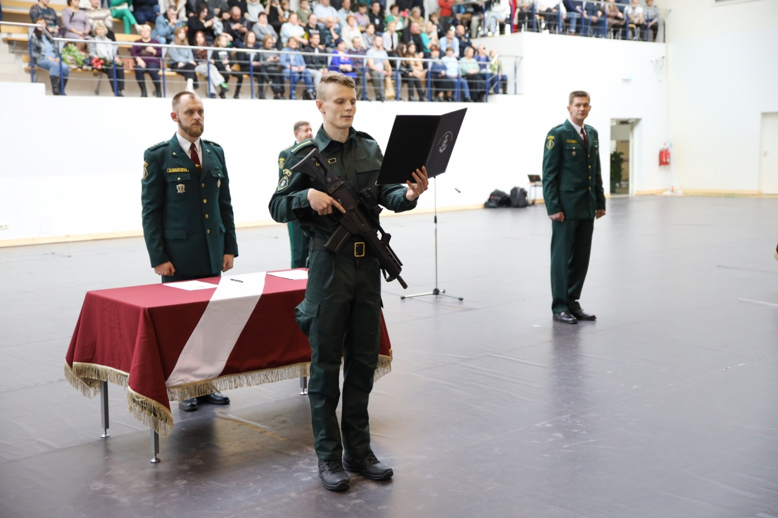 Zvērestu deva 61 jaunuzņemts robežsargs