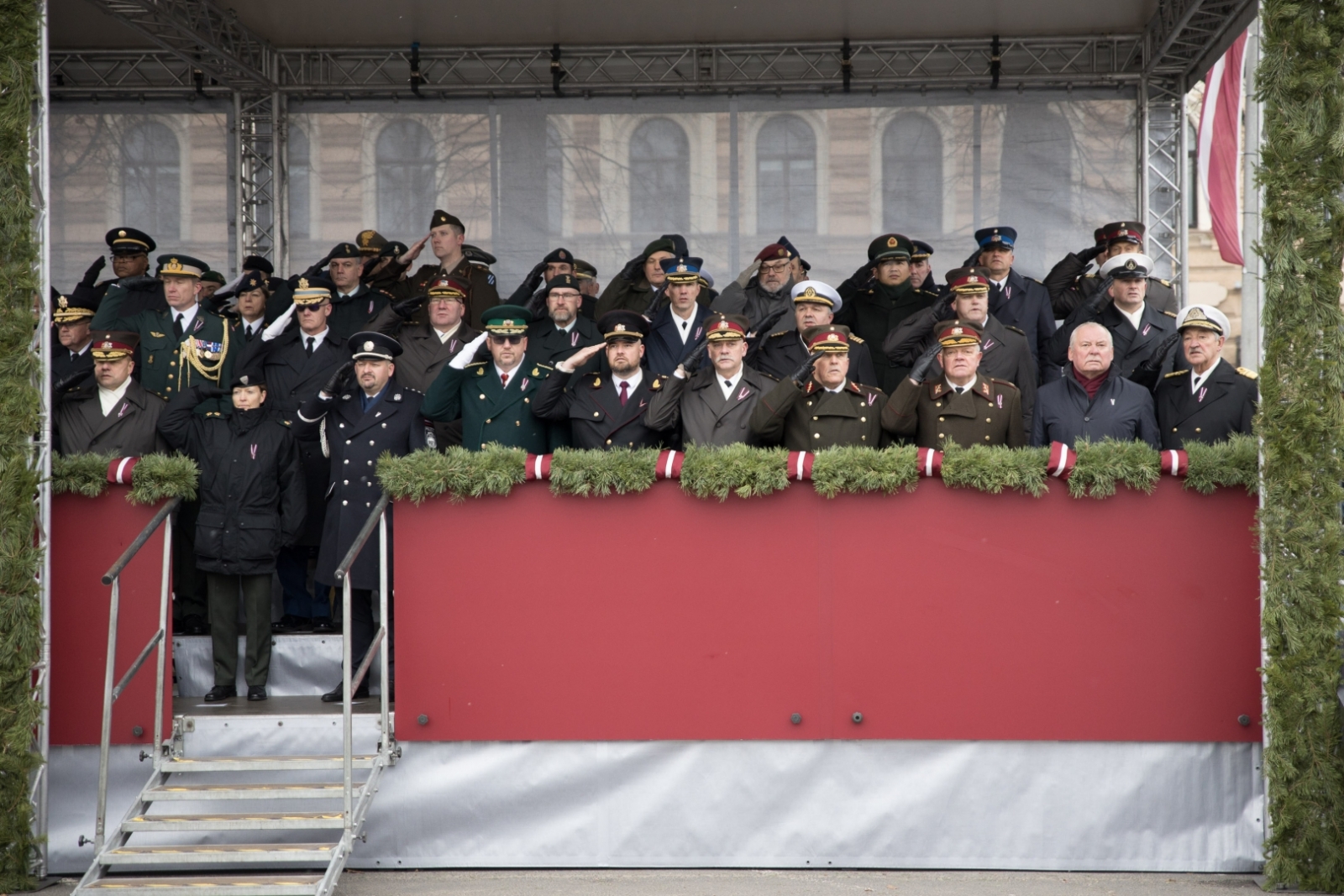 Militārajā parādē Valsts robežsardzi pārstāvēja  Valsts robežsardzes koledžas vienība