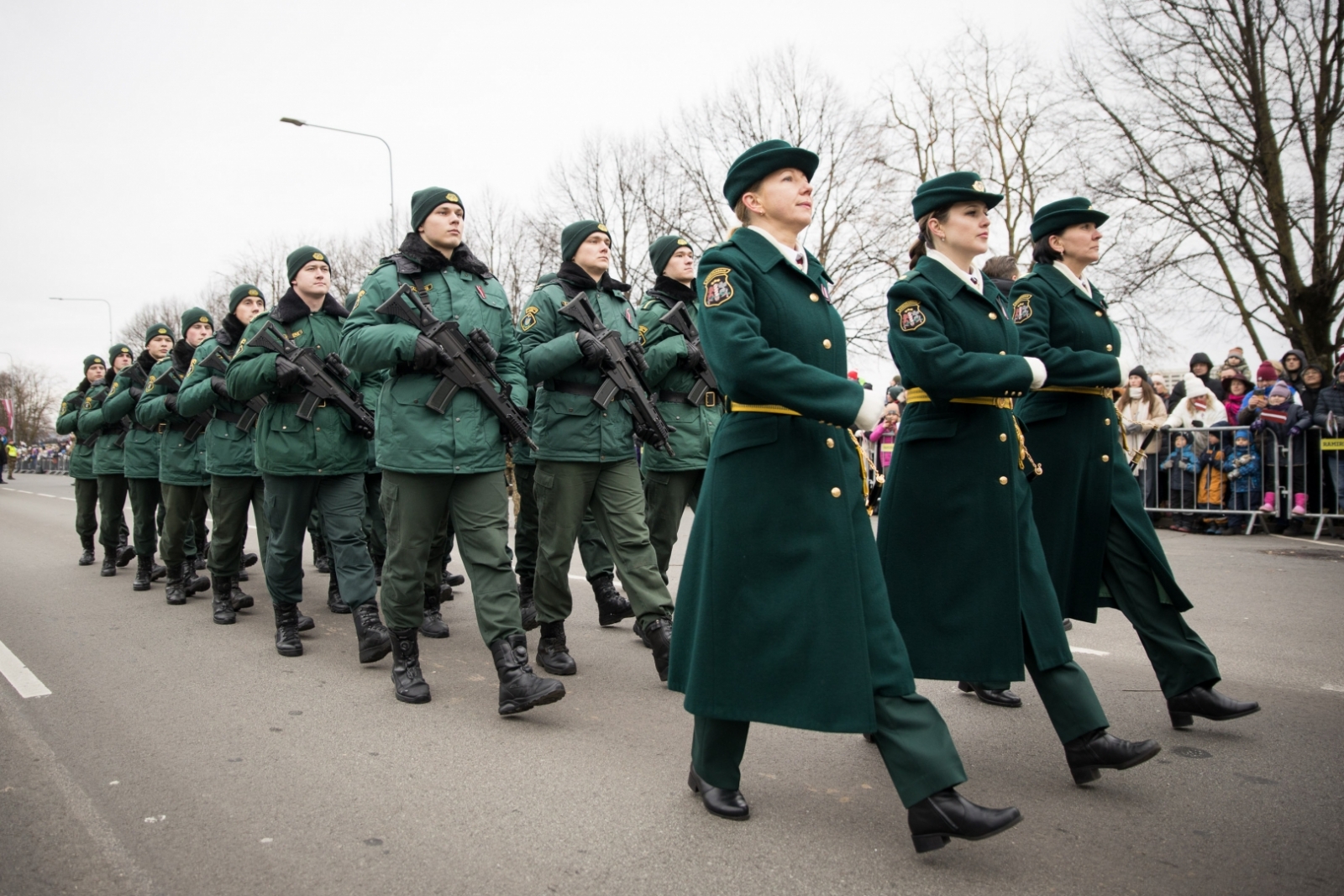 Militārajā parādē Valsts robežsardzi pārstāvēja  Valsts robežsardzes koledžas vienība