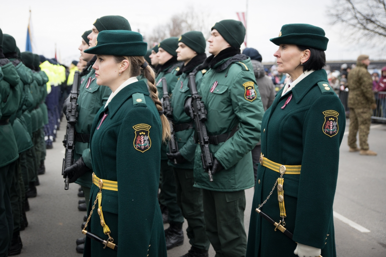 Militārajā parādē Valsts robežsardzi pārstāvēja  Valsts robežsardzes koledžas vienība