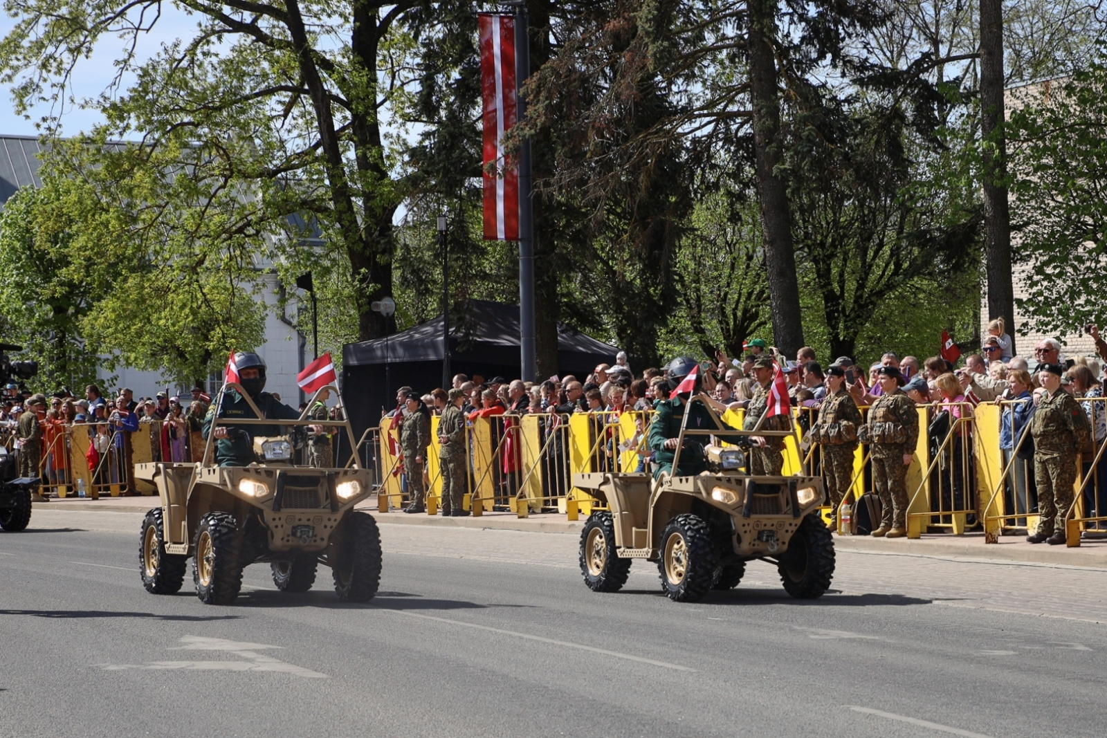Valsts robežsardzi militārajā parādē pārstāvēja Valsts robežsardzes koledžas vienība Nr.7