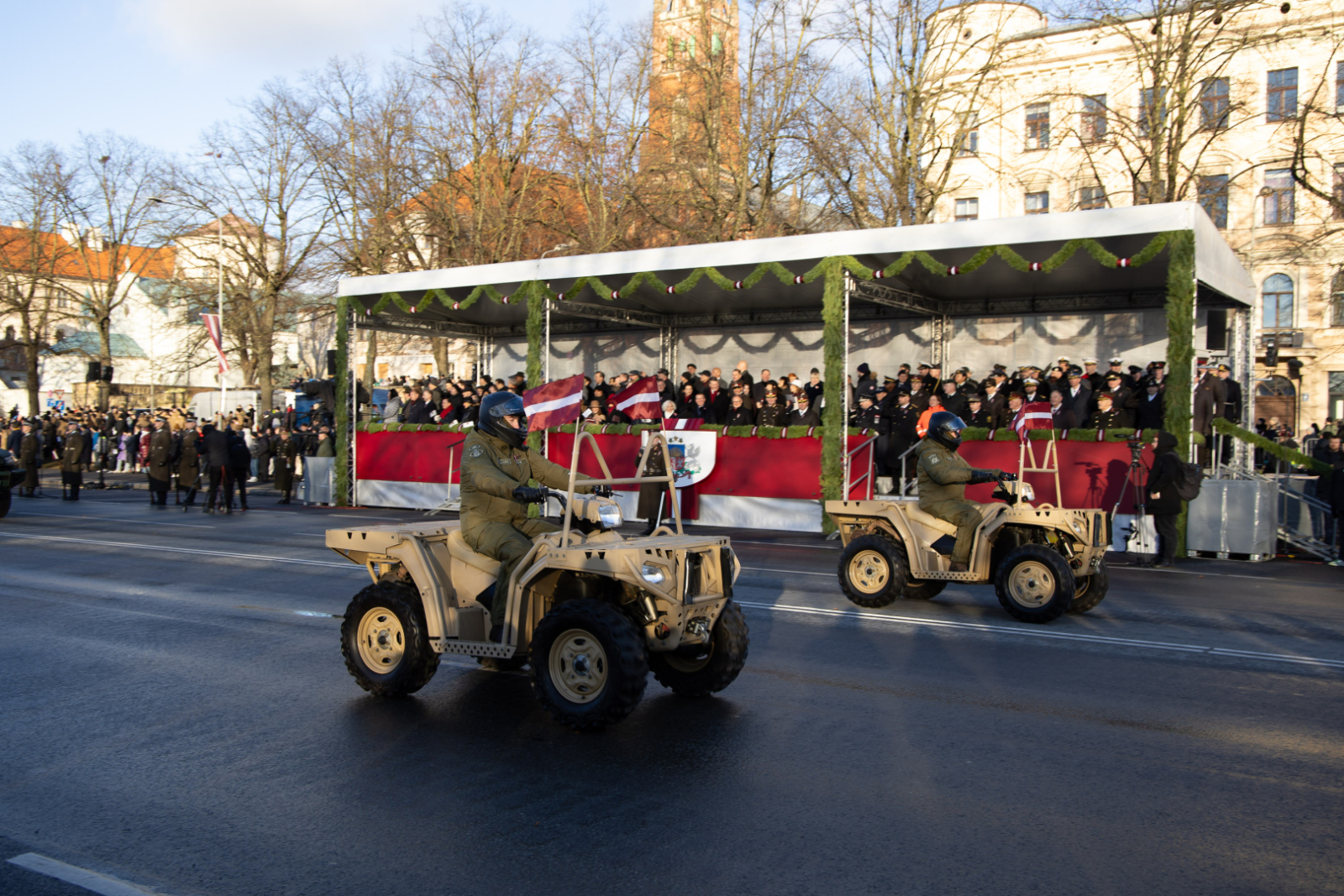 Valsts robežsardzes koledžas vienība piedalījās militārajā parādē Rīgā, 18.11.2025