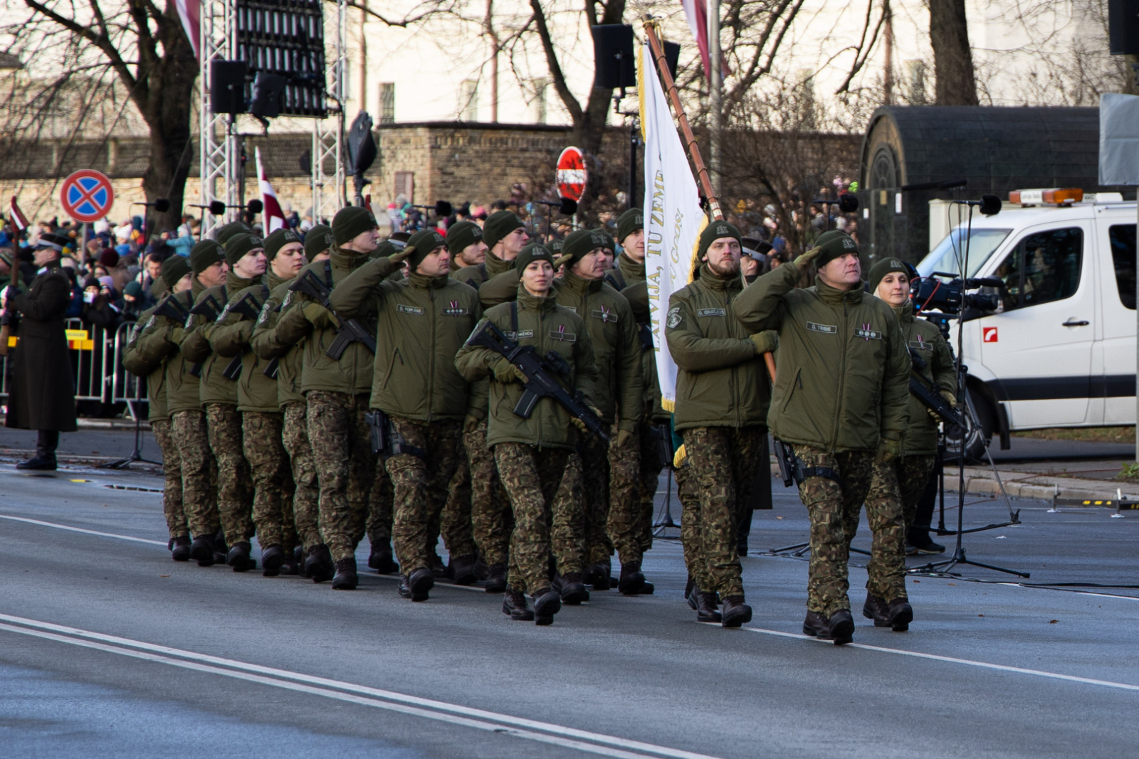 Valsts robežsardzes koledžas vienība piedalījās militārajā parādē Rīgā, 18.11.2025