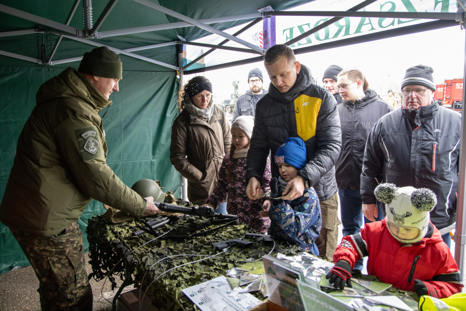 Valsts robežsardzes koledžas vienība piedalījās militārajā parādē Rīgā, 18.11.2025
