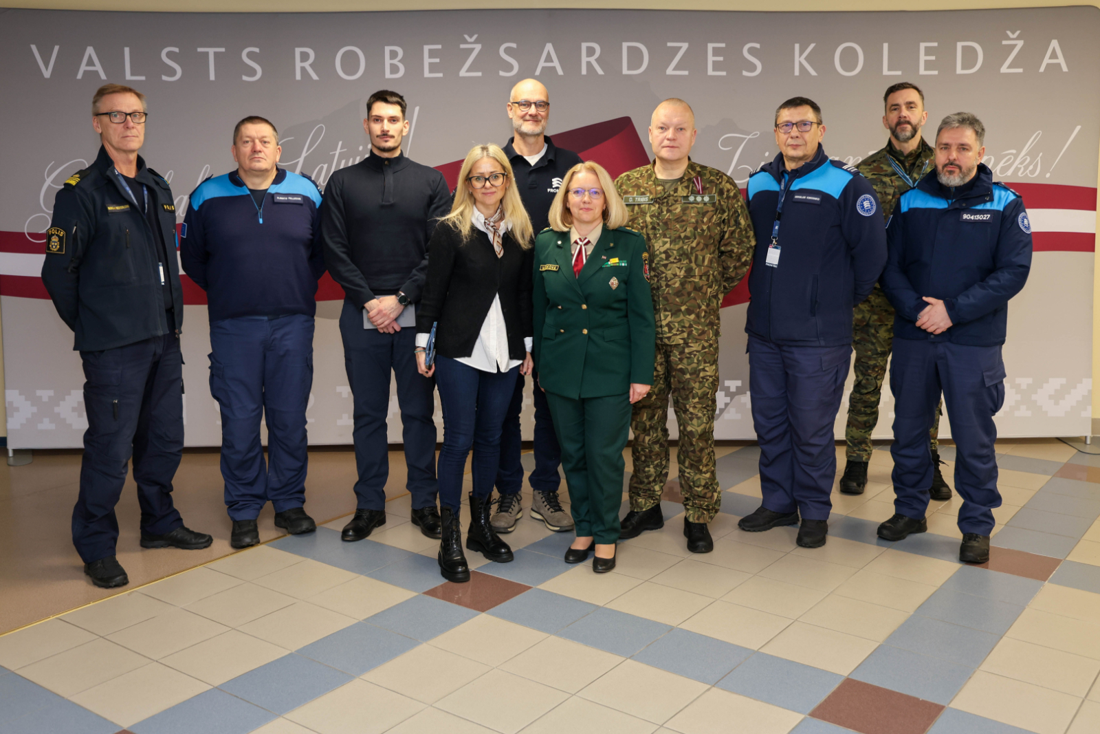 Valsts robežsardzes koledžu apmeklēja Eiropas Robežu un krasta apsardzes aģentūras (Frontex aģentūra) pārstāvji un Pastāvīgā korpusa eksperti