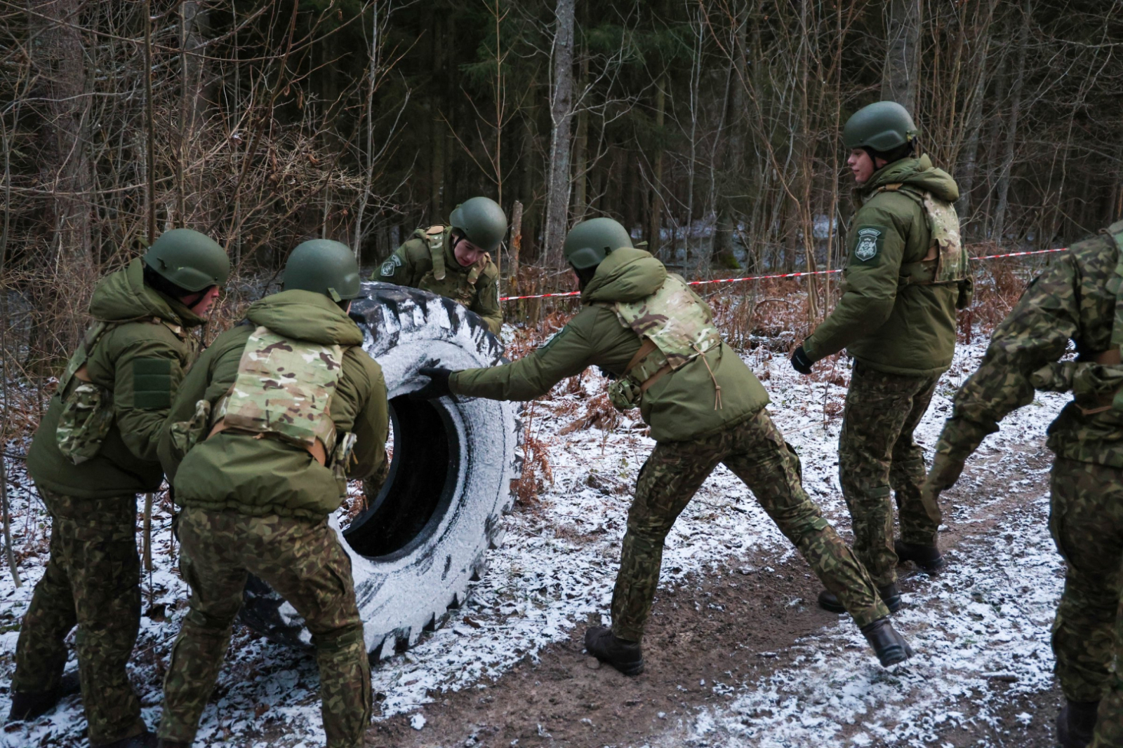 Valsts robežsardzes koledžas kadetu sacensības “Ziemassvētku kauss 2025”