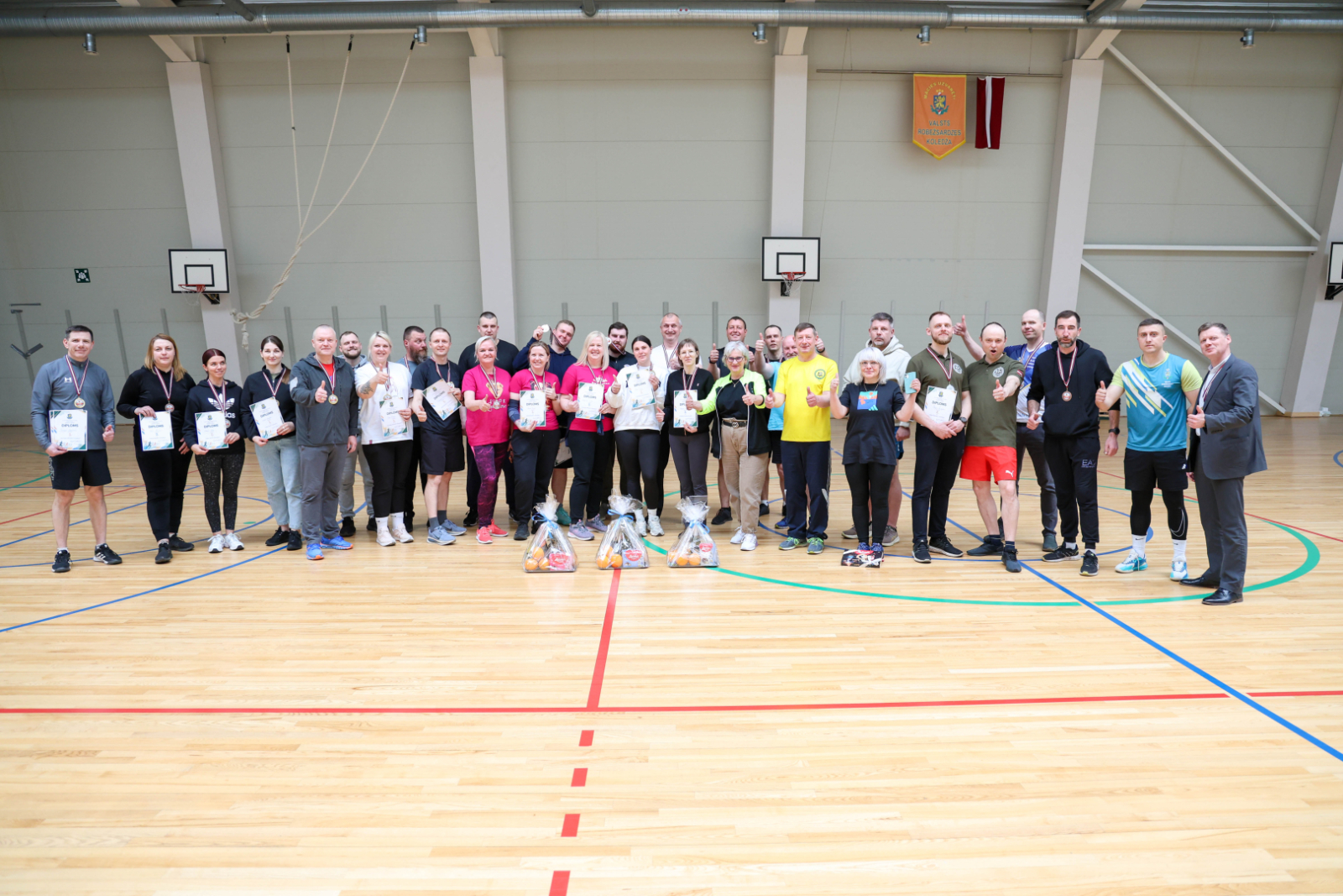 Valsts robežsardzes koledžā norisinājās personāla sporta diena
