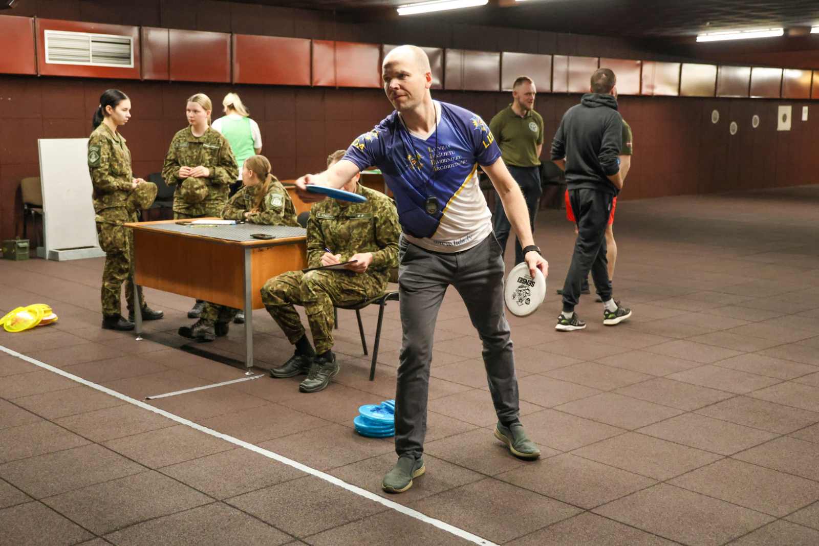 Valsts robežsardzes koledžā norisinājās personāla sporta diena