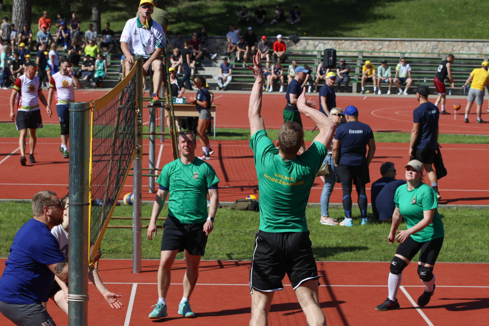 izvadītas sporta sezonas noslēguma sacensības Kandavā