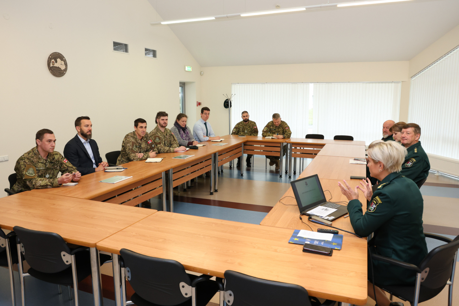 Valsts robežsardzes koledžā viesojās delegācija no Kanādas
