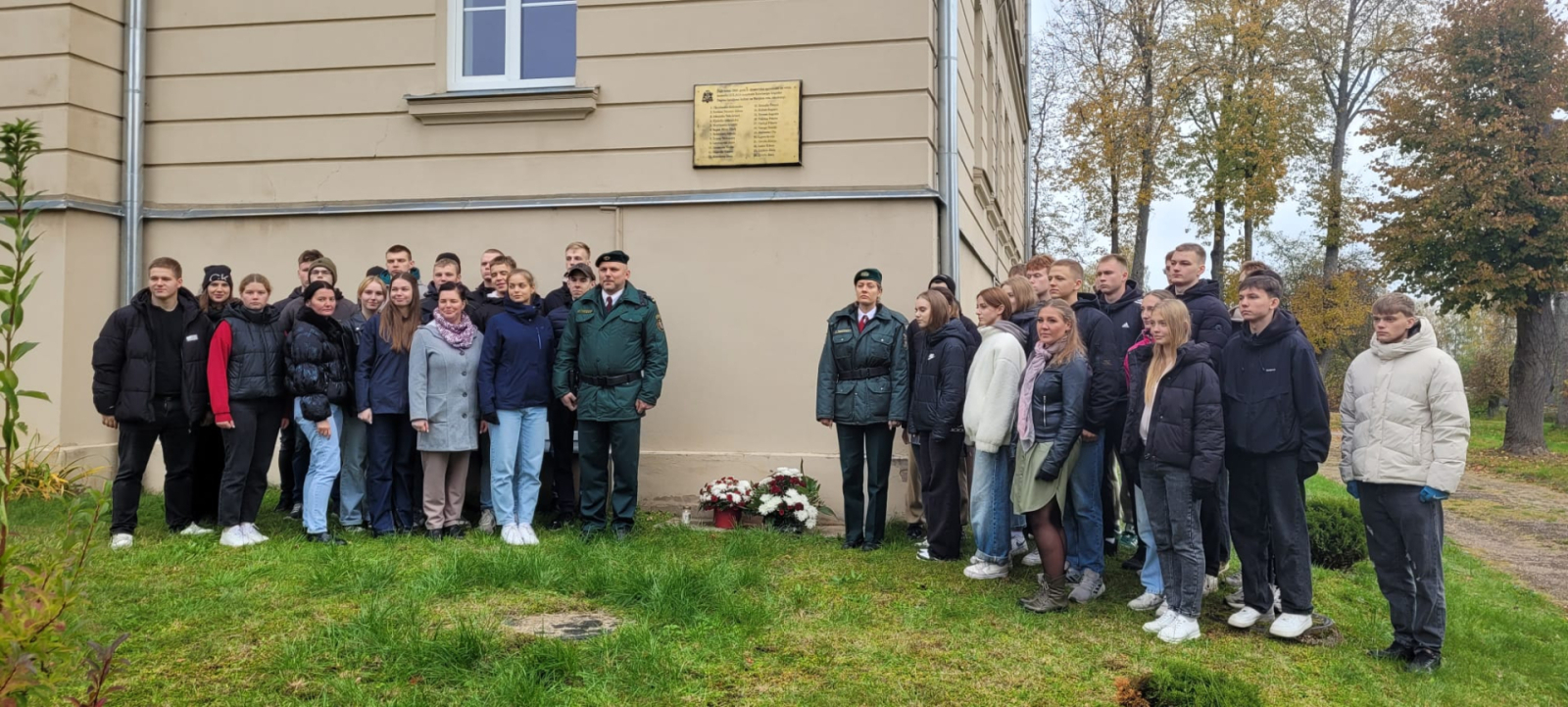 Valsts robežsardze piemin represētos robežsargus Indrā