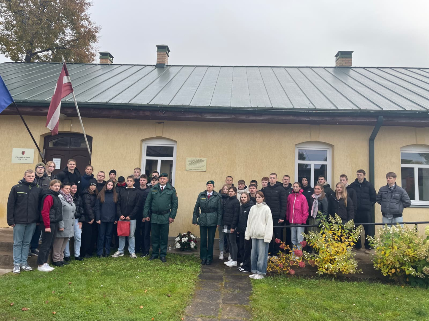 Valsts robežsardze piemin represētos robežsargus Indrā
