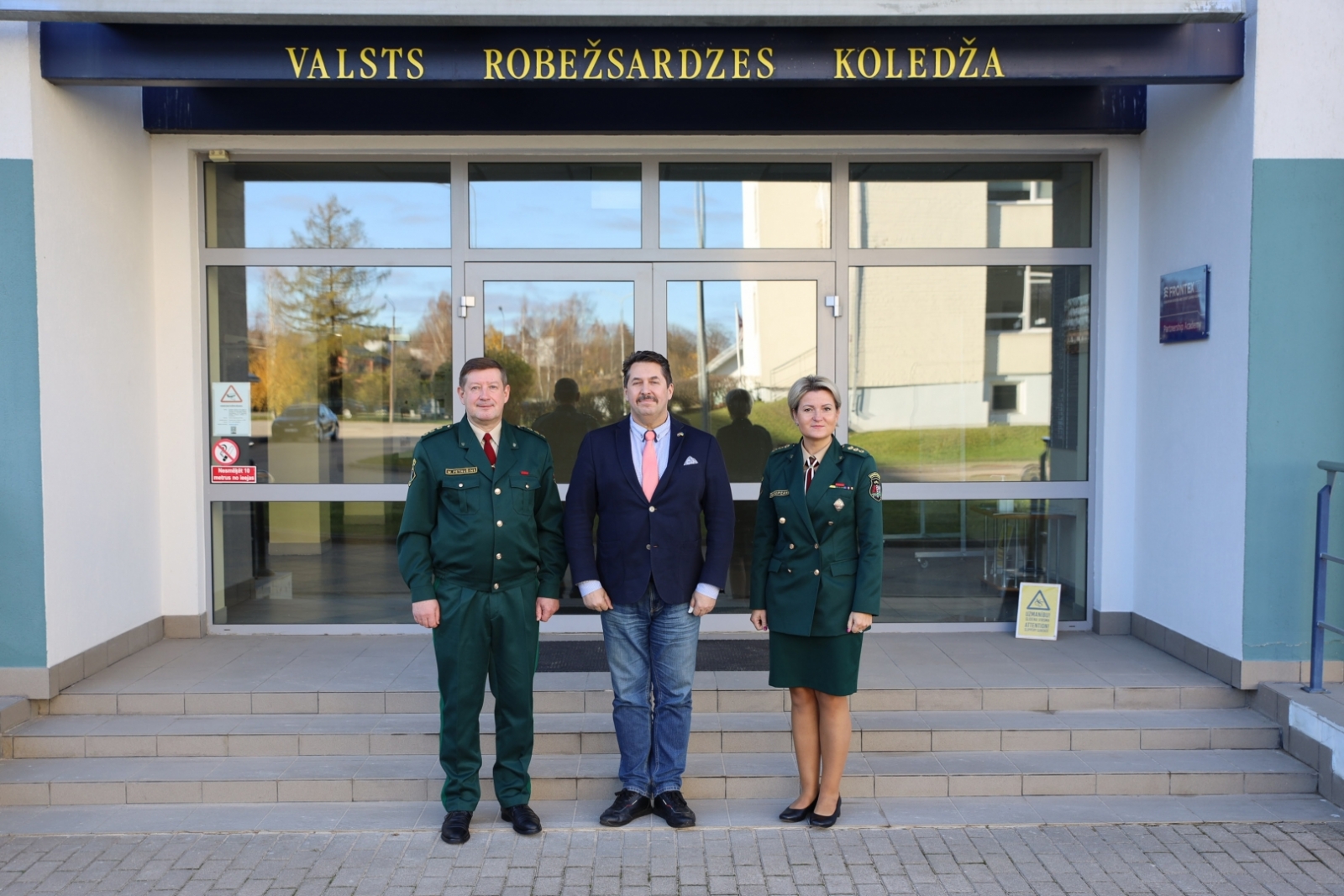 Iekšlietu ministrijas parlamentārais sekretārs Igors Rajevs darba vizītē apmeklē Valsts robežsardzes koledžu