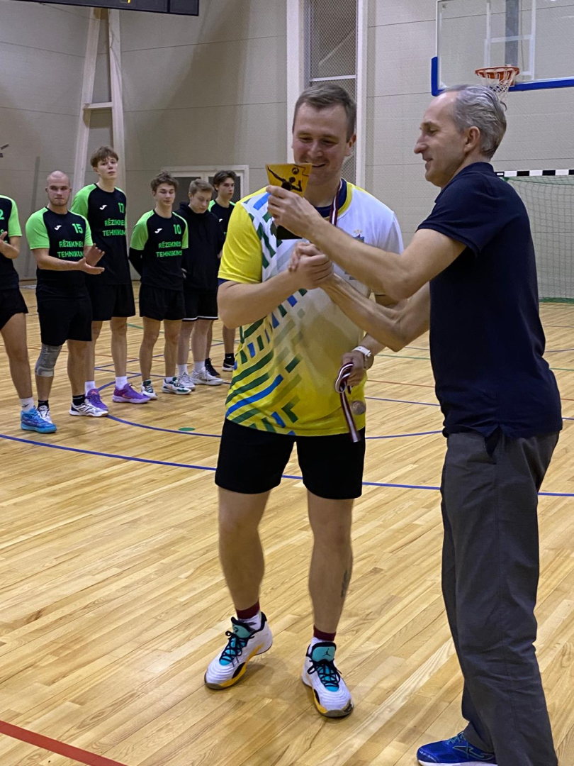 Valsts robežsardzes koledžas komanda piedalījās volejbola turnīrā